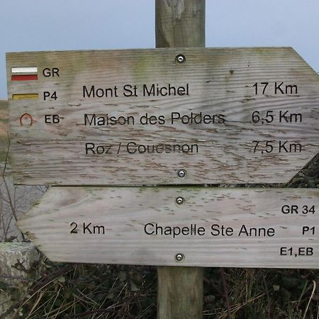 Bed and Breakfast Au Bon Accueil Saint-Marcan Esterno foto